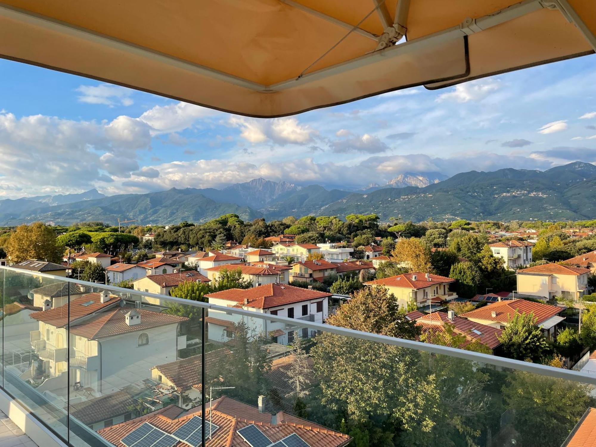 Hotel Villa Barsanti Pietrasanta Exteriör bild
