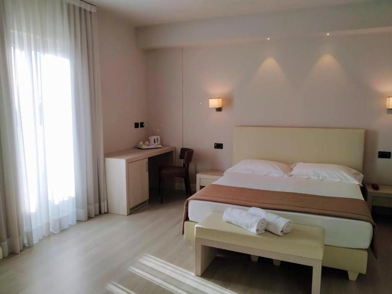 Hotel Villa Barsanti Pietrasanta Exteriör bild