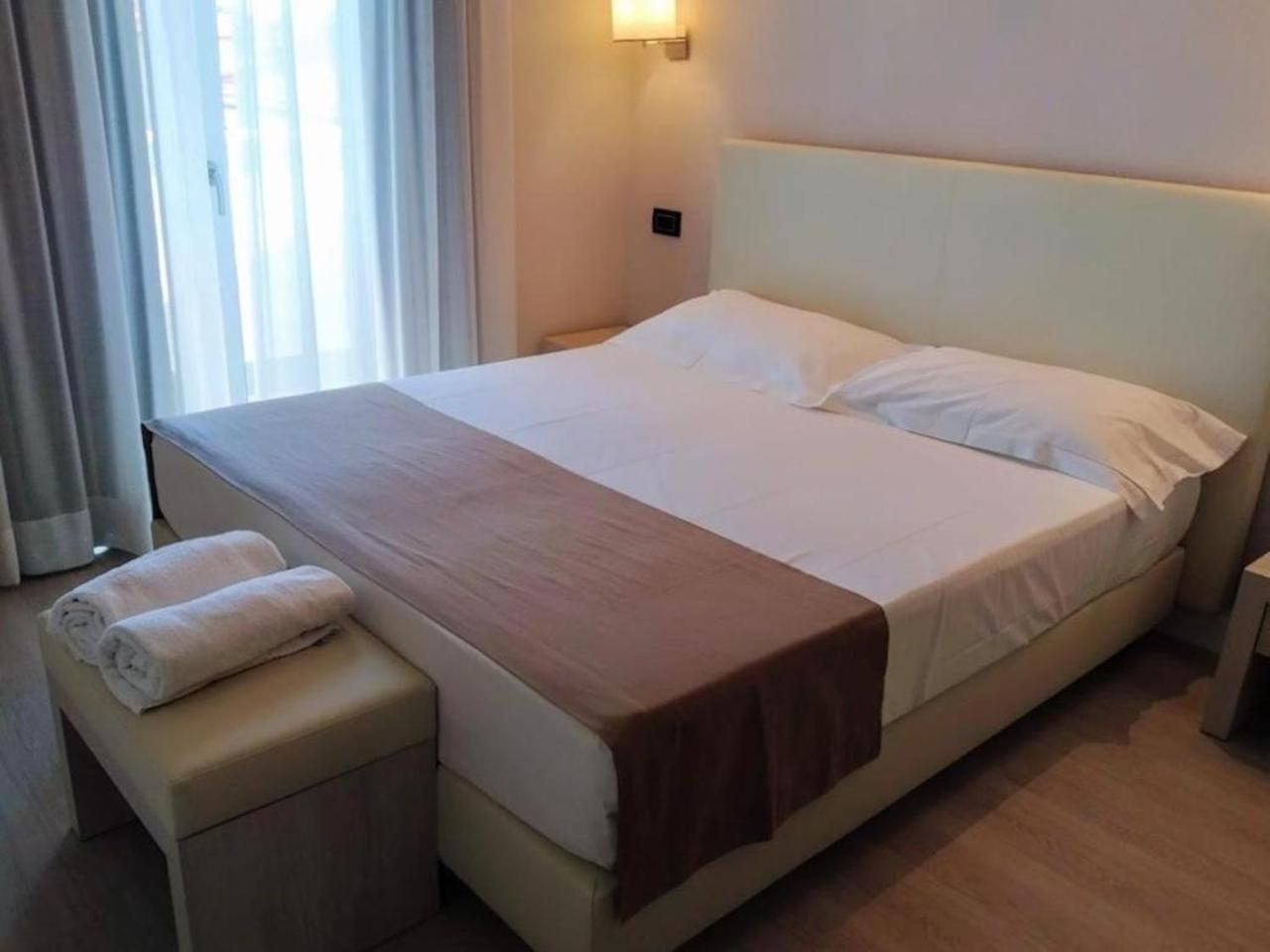 Hotel Villa Barsanti Pietrasanta Exteriör bild