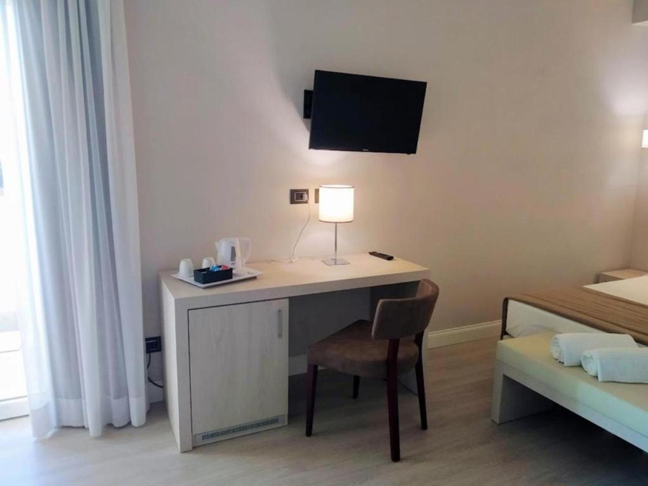Hotel Villa Barsanti Pietrasanta Exteriör bild